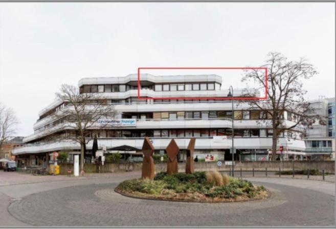 Im Herzen Von Wiesdorf- Blick Auf Das Bayer-Kreuz -Appartement Mit 2 Schlafzimmern-Fuer 3 Personen -Zentral Gelegen - Friedrich Ebert Platz 5A , 4Te Etage - Dachterrasse Und Sauna - Kaution Pflicht - レバークーゼン エクステリア 写真